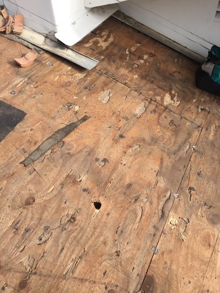 Slide of Harbor Roofing Services