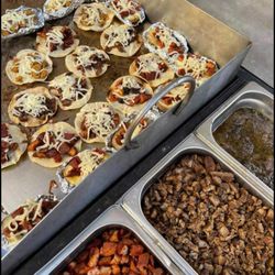 Tommy's Wood Fired Grill - Delicious tacos