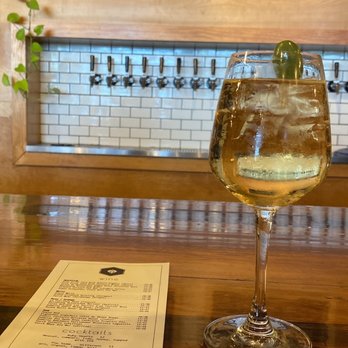 State Street - Venetian spritzer - Beer Bar Near Me - Tacoma, Washington