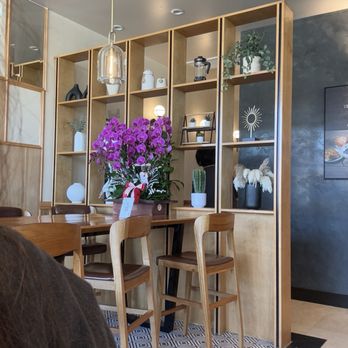 Viland Coffee - Seating & Decor; Restroom is behind that decor wall shelf - Coffee & Tea Near Me - Westminster, California Viland Coffee - Seating & Decor; Restroom is behind that decor wall shelf - Coffee & Tea Near Me - Westminster, California