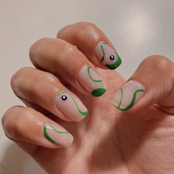 Mai Nail Bar - Gel Manicure - Nail Salons Near Me - Pasadena, California
