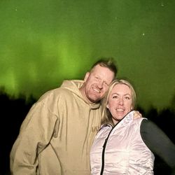 Alaska Grizzly Lodge - Northern lights at the Grizzly Lodge.