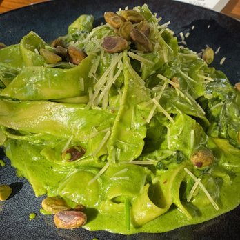 1909 - Pesto tagliatelle - Bars Near Me - Temecula, California