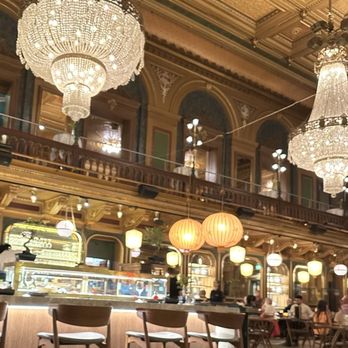 Berns Asiatiska - Main restaurant room - Asian Fusion Near Me - Stockholm, Alberta