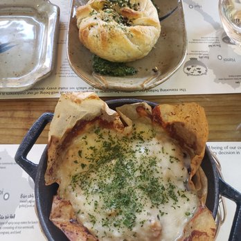 Sen Organic Small Plate - Top: potato pie (outstanding) Bottom: chicken tartlet (so goood) - Vietnamese Near Me - Richmond, Virginia Sen Organic Small Plate - Top: potato pie (outstanding) Bottom: chicken tartlet (so goood) - Vietnamese Near Me - Richmond, Virginia