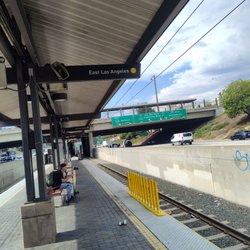 Lake Gold Line Station