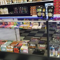 Kiki Clouds Tobacco & Vape