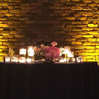 The Colony House - Simple and gorgeous! - Wedding Planning Near Me - Anaheim, California The Colony House - Simple and gorgeous! - Wedding Planning Near Me - Anaheim, California