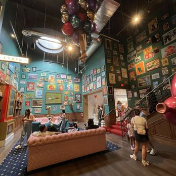 Hijinx Hotel - Eatertainment Near Me - Irvine, California Hijinx Hotel - Eatertainment Near Me - Irvine, California