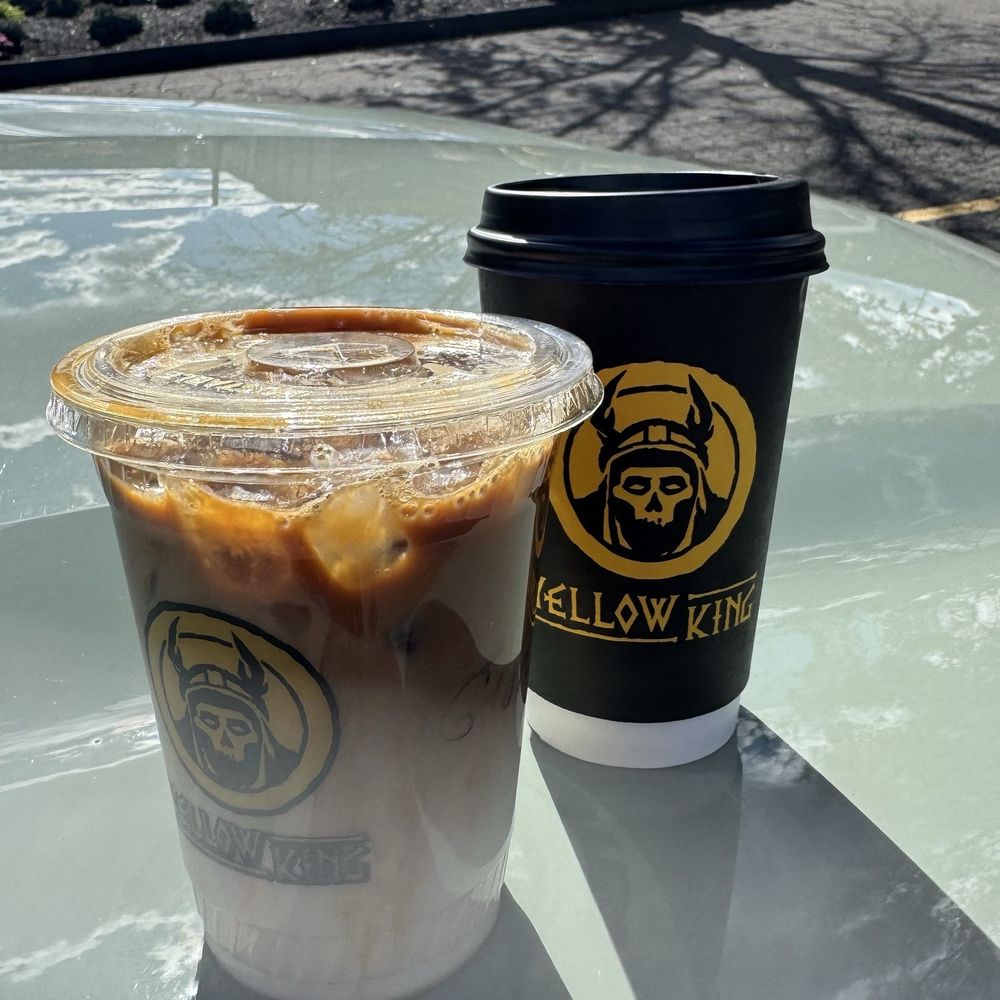 Yellow King - Bristol - Autumn Glory Latte and hot Chaider - Coffee & Tea Near Me - Bristol, Connecticut Yellow King - Bristol - Autumn Glory Latte and hot Chaider - Coffee & Tea Near Me - Bristol, Connecticut