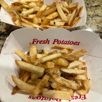 In-N-Out Burger - Burgers Near Me - Rialto, California In-N-Out Burger - Burgers Near Me - Rialto, California