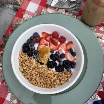 Sunshine’s Farm - Breakfast yogurt bowl - Fruits & Veggies Near Me - Fresno, California Sunshine’s Farm - Breakfast yogurt bowl - Fruits & Veggies Near Me - Fresno, California
