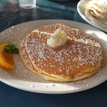 Moke's Bread & Breakfast - Short stack - Breakfast & Brunch Near Me - Kailua, Hawaii