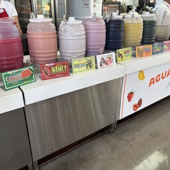 El Gallo Giro - Mexican Near Me - Van Nuys, California