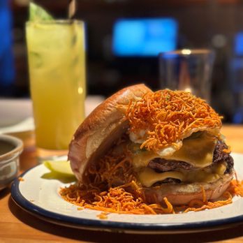 Mott St - Asian Fusion Near Me - Chicago, Illinois