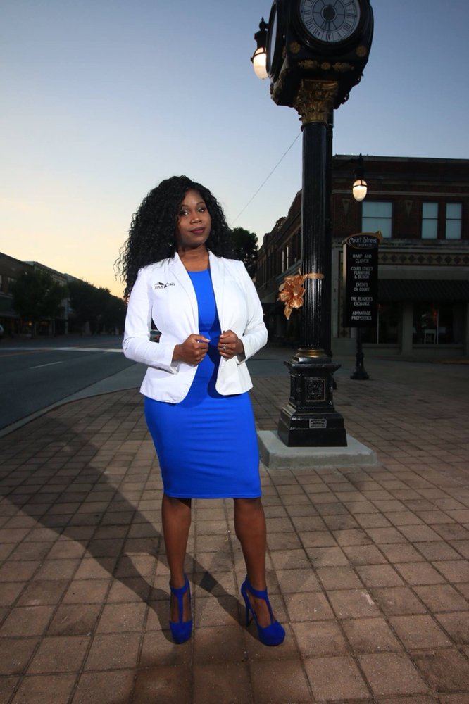 LANAE DOBBINS ERA KING REAL ESTATE 3327 Rainbow Dr, Rainbow City