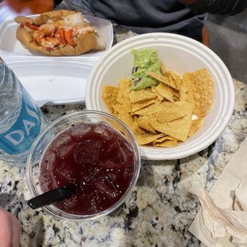 Angie's - Guac and chips, blueberry lavender lemonade, lobster roll - Chicken Shop Near Me - Tucson, Arizona