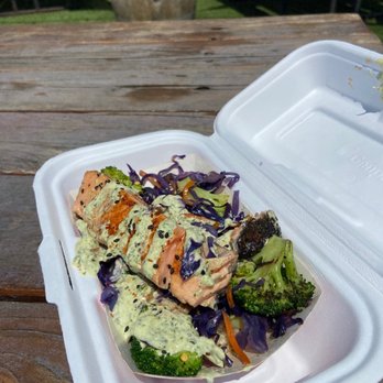 Upper Cut - Salmon bowl - Food Trucks Near Me - San Francisco, California
