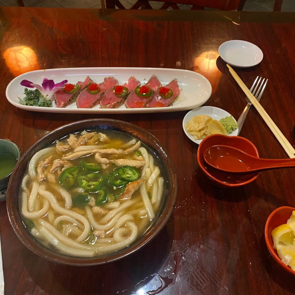 Hikari - This is amazing Blackened Tuna and Chicken Udon. - Sushi Bars Near Me - Houston, Texas Hikari - This is amazing Blackened Tuna and Chicken Udon. - Sushi Bars Near Me - Houston, Texas