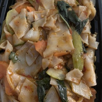Eastern Palace - Pad Kee Mao - Sushi Bars Near Me - Lancaster, Pennsylvania