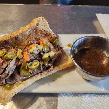 Hillary's Chicago Pizza - Pizza Near Me - Augustine, Florida