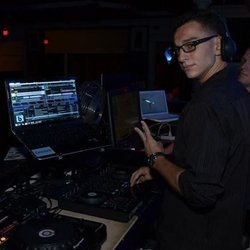 DJ Renna's Entertainment - DJ Renna