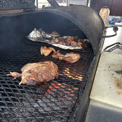 Dallas BAR-B-QUE - Delicious! Smoking!