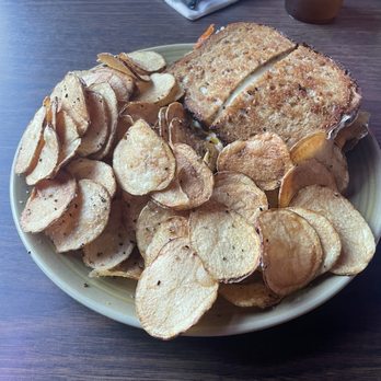 The Quarry Bisbee - Patty-melt with house chips - Gastropubs Near Me - Bisbee, Arizona The Quarry Bisbee - Patty-melt with house chips - Gastropubs Near Me - Bisbee, Arizona