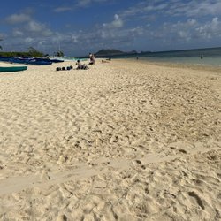 Lanikai Beach Rentals - Wide expansive beach