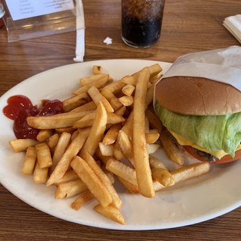 Pie 'n Burger - Cheeseburger combo with fries - Burgers Near Me - Pasadena, California Pie 'n Burger - Cheeseburger combo with fries - Burgers Near Me - Pasadena, California