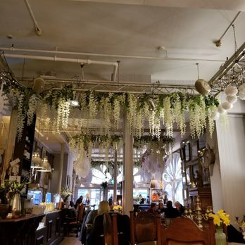 Harlem cafe - Eclectic but it works. - Cafes Near Me - Belfast, BFS