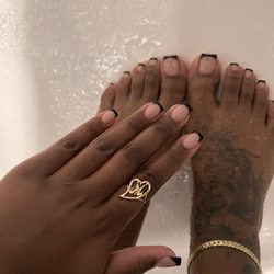 La Vina Nail & Spa - Acrylic overlay on toes and full set manicure done by Mina.
