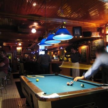 Four Moon Tavern - Pool Table - American Near Me - Chicago, Illinois
