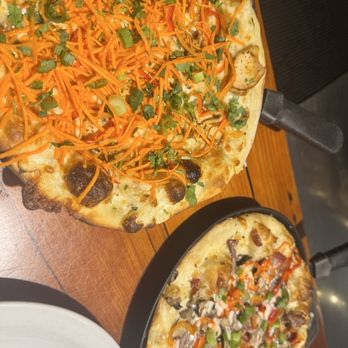 Moose's Tooth - Amazing Apricot (Small) Chiken Santa's Little Helper (Large) Meat - Pizza Near Me - Anchorage, Alaska