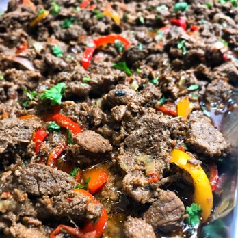 Lioness Cuisine - Bistec de palomilla. (Dominican style pepper steak). - Caterers Near Me Lioness Cuisine - Bistec de palomilla. (Dominican style pepper steak). - Caterers Near Me