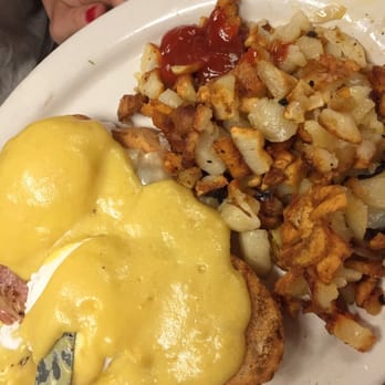 DeLuca's Diner - Eggs Benedict - Breakfast & Brunch Near Me - Pittsburgh, Pennsylvania DeLuca's Diner - Eggs Benedict - Breakfast & Brunch Near Me - Pittsburgh, Pennsylvania