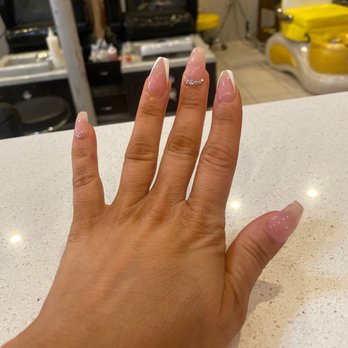 Lux Nail Bar - Nail Salons Near Me - Sanford, Florida
