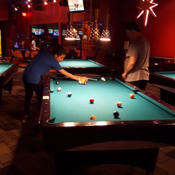 Kings Dining & Entertainment - Sports Bars Near Me - Dedham, Massachusetts