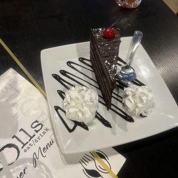 Knolls Restaurant - Desert - American Near Me - Long Beach, California
