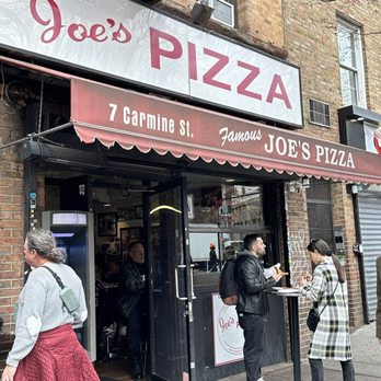 Joe's Pizza - Exterior 3/2025 - Pizza Near Me - New York, New York Joe's Pizza - Exterior 3/2025 - Pizza Near Me - New York, New York