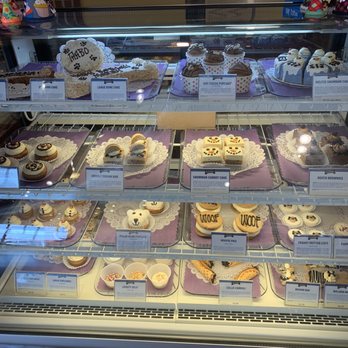 Three Dog Bakery - Pet Stores Near Me - Edmond, Oklahoma