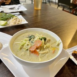 Pho and Thai - Curry
