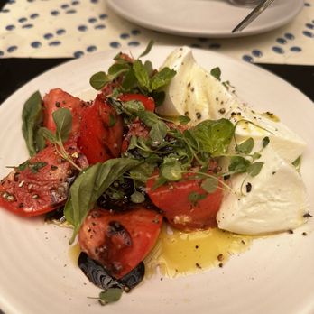 Pizzana - Caprese - Pizza Near Me - San Fernando Valley, California Pizzana - Caprese - Pizza Near Me - San Fernando Valley, California