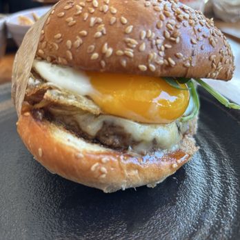 Roam Artisan Burgers - Burgers Near Me - San Ramon, California