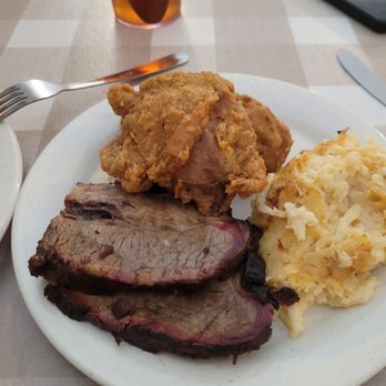 Bread of Life Cafe - Brisket, fried chicken and Hash brown Casserole - New American Near Me - Liberty, Kentucky Bread of Life Cafe - Brisket, fried chicken and Hash brown Casserole - New American Near Me - Liberty, Kentucky