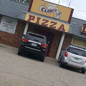 Clancy's Pizza - Front of tavern - Pizza Near Me - Jordan, Minnesota