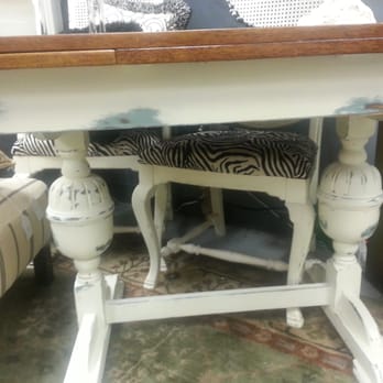 Past And Present Antiques - Antiques Near Me - Oakdale, California Past And Present Antiques - Antiques Near Me - Oakdale, California
