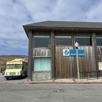 Moonraker Restaurant - Outside - New American Near Me - Pacifica, California Moonraker Restaurant - Outside - New American Near Me - Pacifica, California