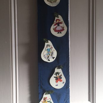 Historic Grange Estate - Decorating for the holidays - Landmarks & Historical Buildings Near Me - Havertown, Pennsylvania