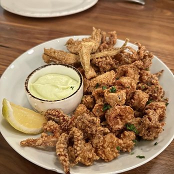 Marina - fried calamari - Italian Near Me - Pasadena, California
